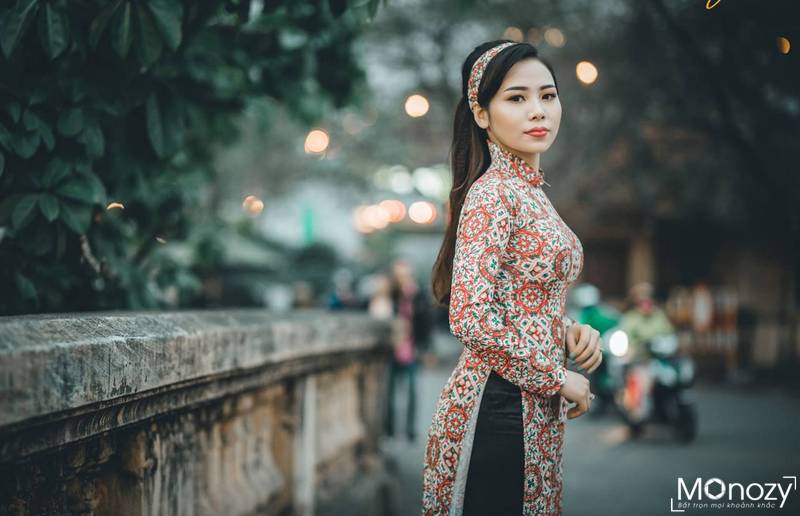 Rộ style chụp ảnh áo dài cô ba Sài Gòn giữa lòng Hà Nội