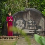 Chup-anh-tai-dia-tang (1)